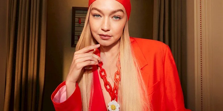 H&M’İN YENİ FİLMİNDE GIGI HADID BAŞROLDE